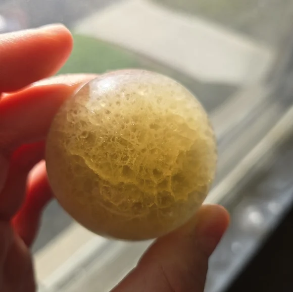 Fluorite Mushroom - Picture 5 of 10